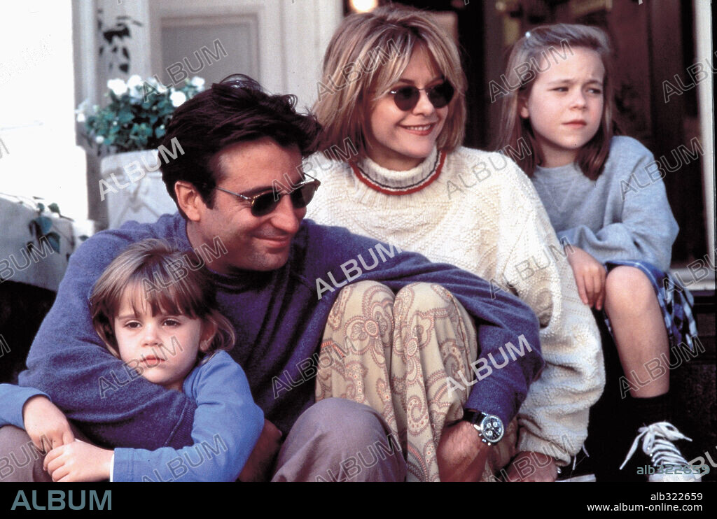 ANDY GARCIA, MAE WHITMAN, MEG RYAN y TINA MAJORINO en CUANDO UN HOMBRE AMA A UNA MUJER, 1994 (WHEN A MAN LOVES A WOMAN), dirigida por LUIS MANDOKI. Copyright TOUCHSTONE PICTURES.