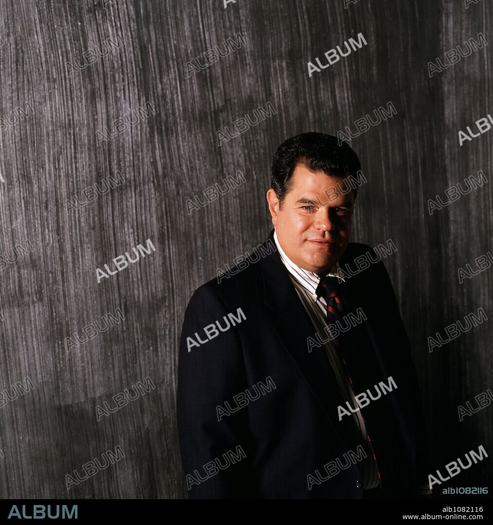 MICHAEL BADALUCCO in THE PRACTICE, 1997, directed by DAVID E. KELLEY. Copyright 20TH CENTURY FOX TV.