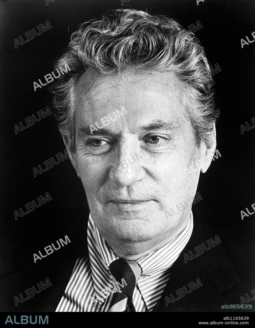PETER FINCH en NETWORK, UN MUNDO IMPLACABLE, 1976 (NETWORK), dirigida por SIDNEY LUMET. Copyright UNITED ARTISTS.