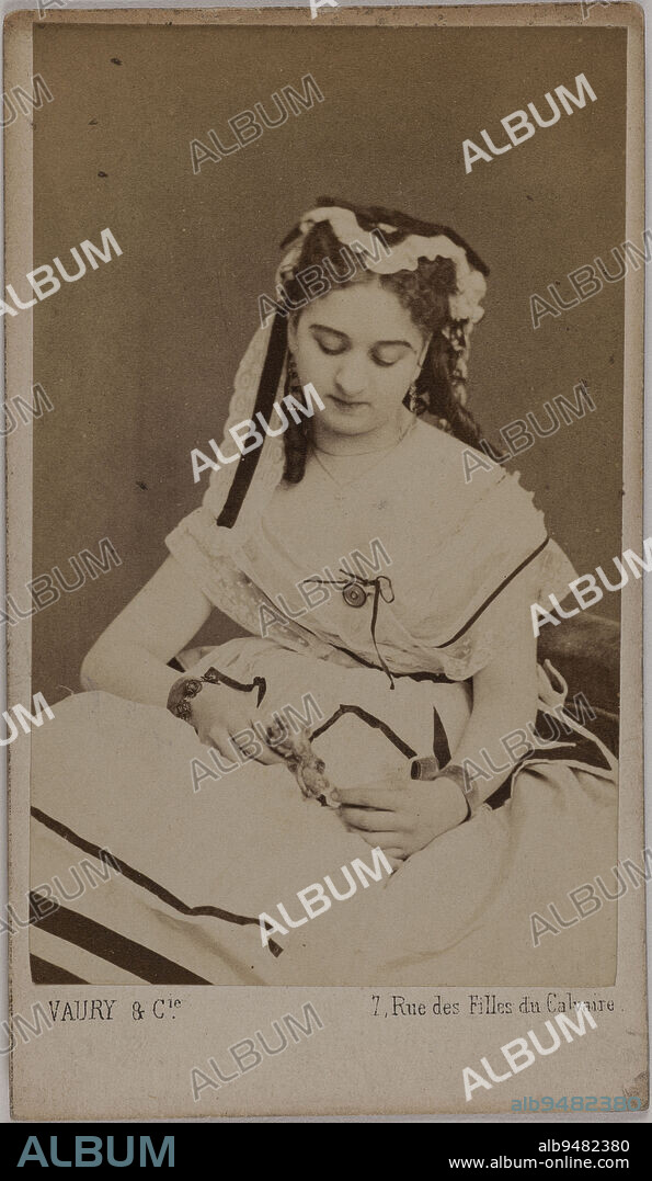 Portrait of Eliza or Elisa or Alhaiza (Aline Alhaiza, née Lambele), (actress at the Folies-Marigny), Vaury et Cie, Photographer, Between 1860 and 1890, 2nd half of the 19th century, Graphic Arts, Photography, Albumen print, Height: 9.3 cm, Width: 5.7 cm.