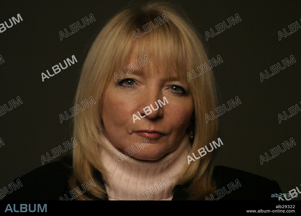 JULIA TAYLOR-STANLEY en THESE FOOLISH THINGS, 2006, dirigida por JULIA TAYLOR-STANLEY. Copyright THESE FOOLISH THINGS LTD.