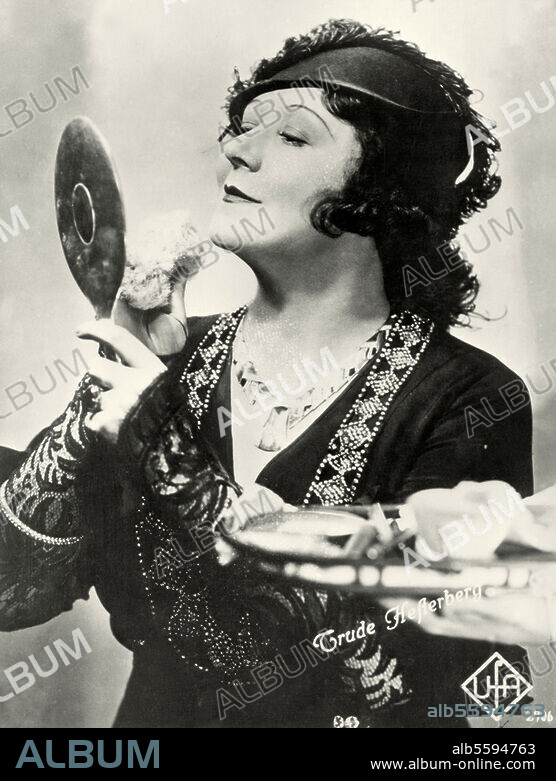Hesterberg, Trude Schauspielerin Berlin 2.5.1892-München 31.8.1967. Rollenbild, um 1930.