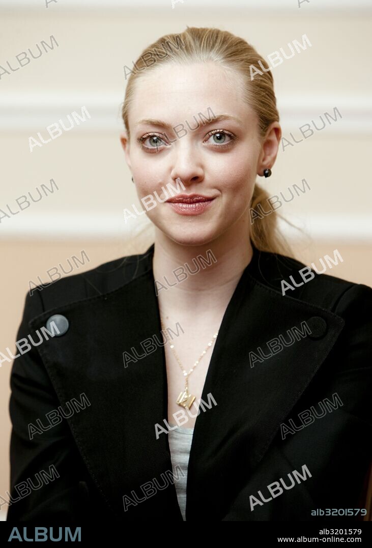 AMANDA SEYFRIED. May 2, 2010 - Hollywood, California, U.S. - Amanda Seyfiend ''Letters To Juliett. 02/05/2010