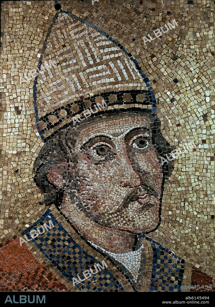 *GREGORIO IX FRAGMENTO MOSAICO FACHADA ANTIGUA DE S PEDRO.