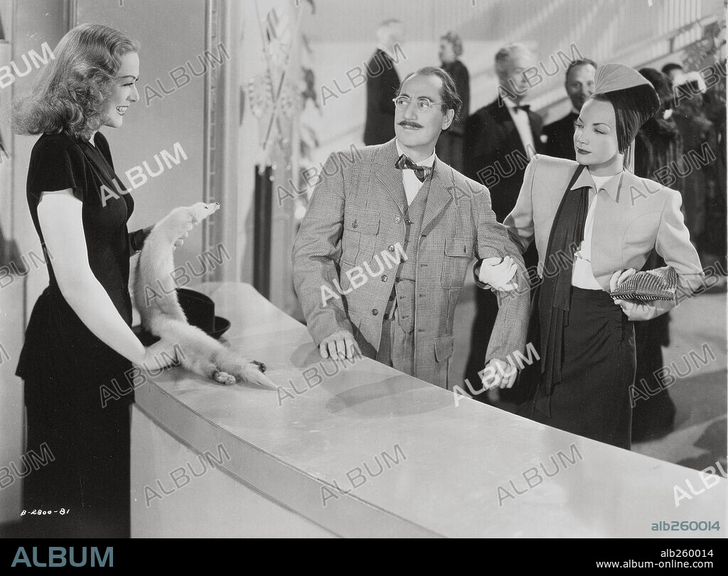 CARMEN MIRANDA und GROUCHO MARX in COPACABANA, 1947, unter der Regie von ALFRED E. GREEN. Copyright UNITED ARTISTS.