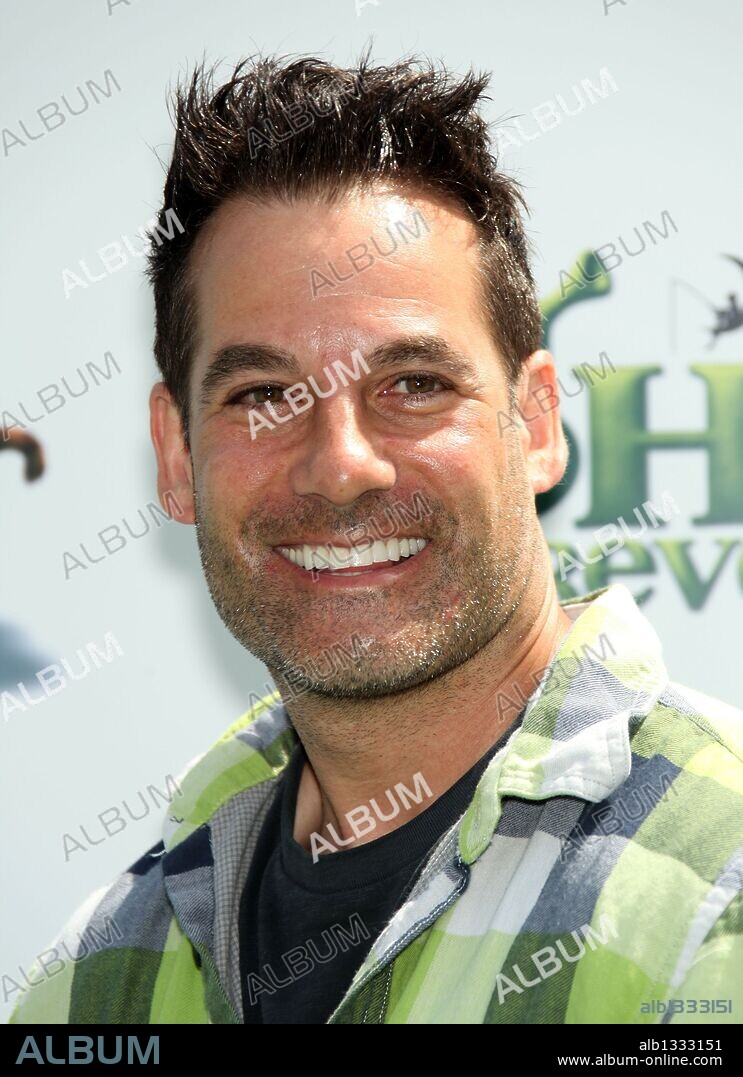 May 16, 2010 - Universal City, California, U.S. - May 16, 2010 - Universal City, California, USA - Actor ADRIAN PASDAR arriving to the 'Shrek Forever After' Los Angeles Premiere held at the Gibson Amphitheatre. 16/05/2010