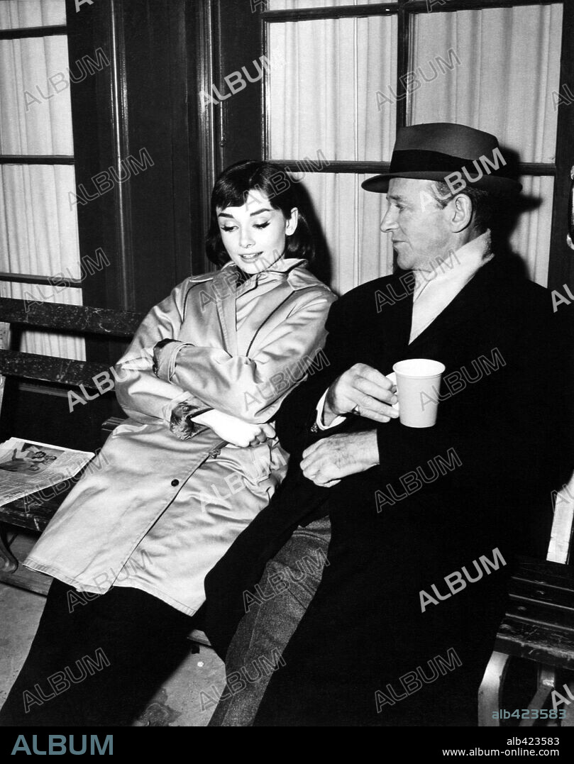 AUDREY HEPBURN and FRED ASTAIRE in FUNNY FACE, 1957, directed by STANLEY DONEN. Copyright PARAMOUNT PICTURES.