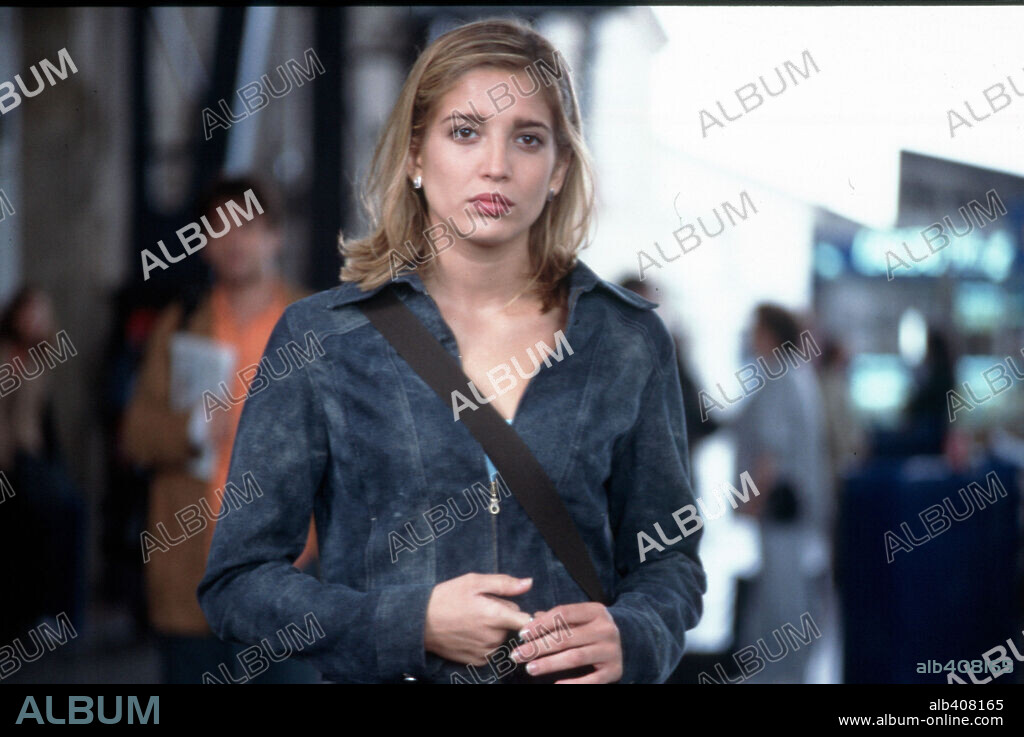 LUCIA JIMENEZ en ILEGAL, 2003, dirigida por IGNACIO VILAR. Copyright VIA LACTEA FILMES/PRODUCTORA FARO-LEREZ/TVG.