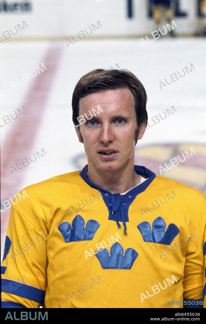 GÖTEBORG 1976 AUG. Ishockeymålvakten Göran Högosta porträtt i samband med en träning med svenska ishockeylandslaget Tre Kronor i Scandinavium, Göteborg i början av augusti 1976, inför stundande Canada Cup.. Foto: Tommy Wiberg / Expressen / TT / Kod: 46. **AFTONBLADET OUT**.