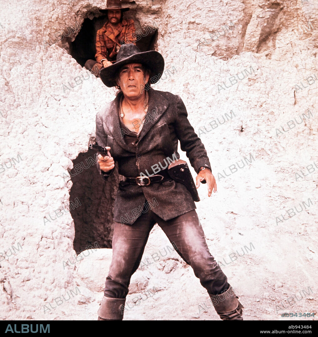 ANTHONY QUINN in DEAF SMITH & JOHNNY EARS, 1972 (LOS AMIGOS). Copyright IDEA FILM.