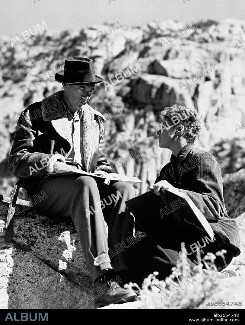 GARY COOPER und INGRID BERGMAN in FOR WHOM THE BELL TOLLS, 1943, unter der Regie von SAM WOOD. Copyright PARAMOUNT PICTURES.