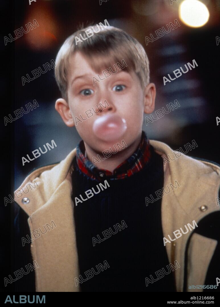 MACAULAY CULKIN in HOME ALONE 2: LOST IN NEW YORK, 1992, unter der Regie von CHRIS COLUMBUS. Copyright 20TH CENTURY FOX.