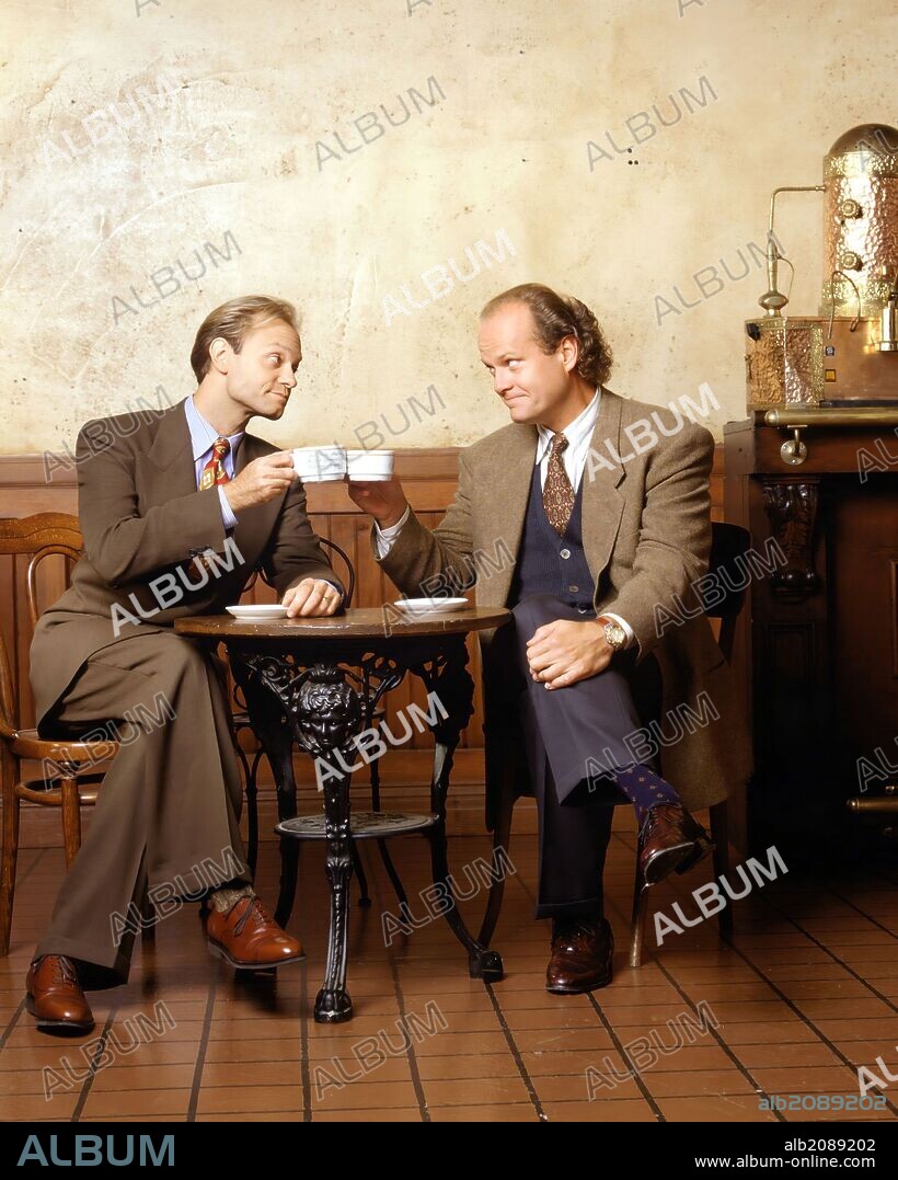 DAVID HYDE PIERCE und KELSEY GRAMMER in FRASIER-TV, 1993. Copyright PARAMOUNT TV.