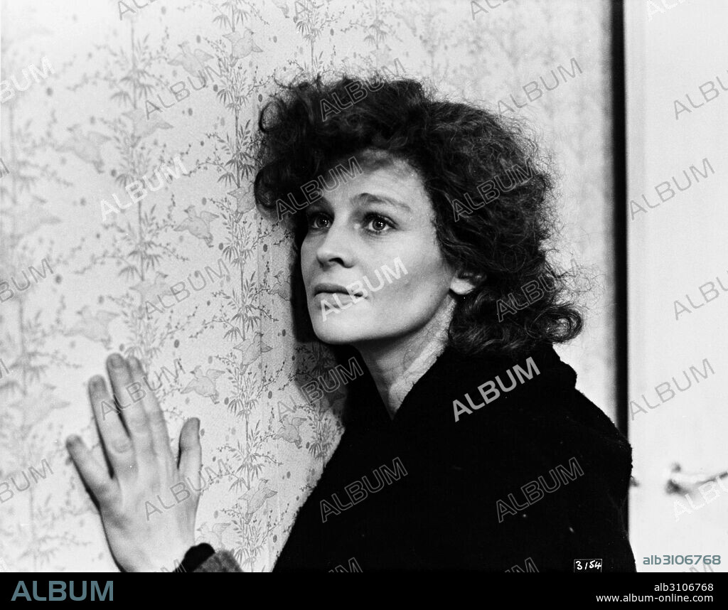 JULIE CHRISTIE en MEMORIAS DE UNA SUPERVIVIENTE, 1981 (MEMOIRS OF A SURVIVOR), dirigida por DAVID GLADWELL. Copyright MEMORIAL ENTERPRISES/NFFC.