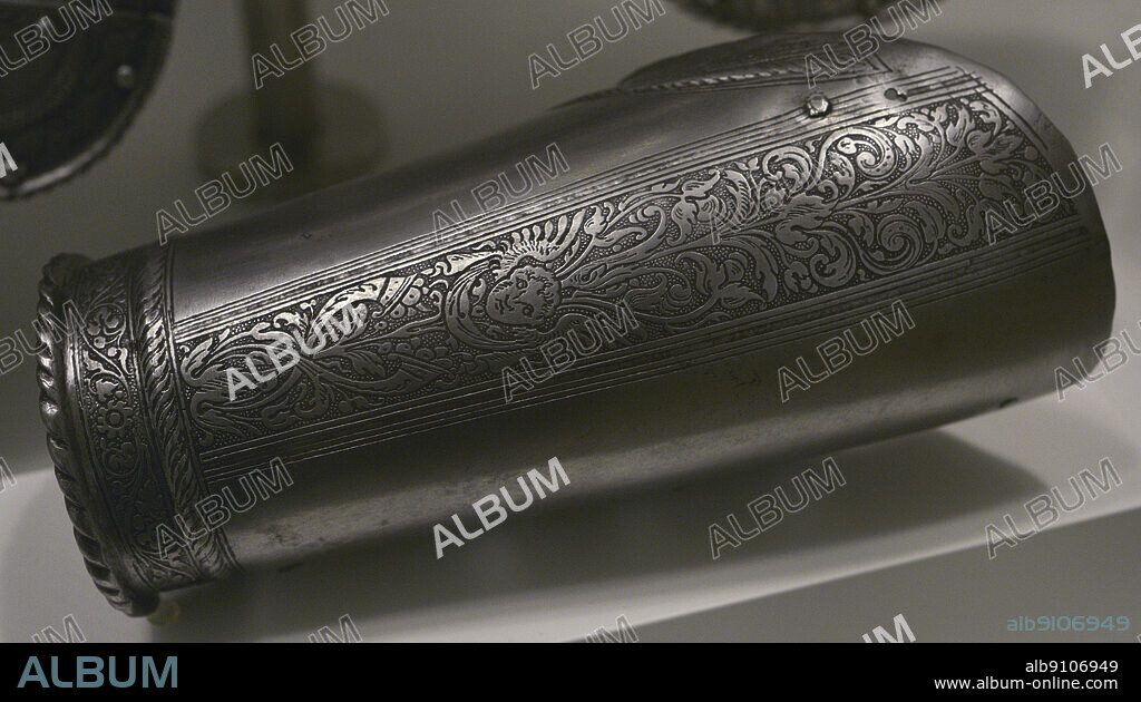 Incomplete armout vambrace. Northern Italy, 16th century. Army Museum. Toledo, Spain.