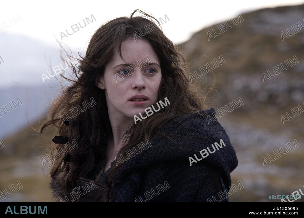 CLAIRE FOY en EN TIEMPO DE BRUJAS, 2010 (SEASON OF THE WITCH), dirigida por DOMINIC SENA. Copyright ATLAS ENTERTAINMENT/RELATIVITY MEDIA.