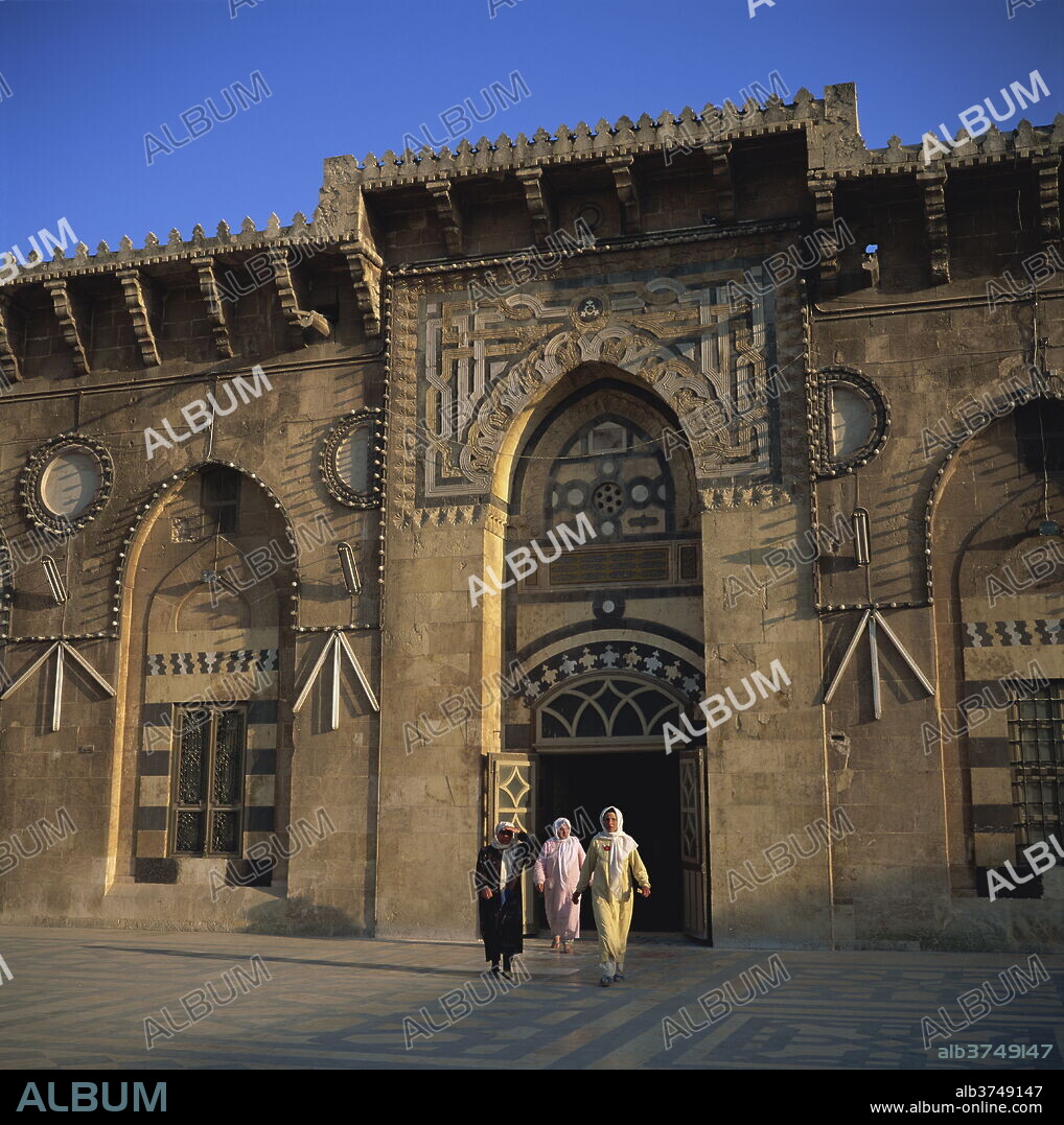 The Grand Mosque, founded in 715, Aleppo, UNESCO World Heritage Site, Syria, Middle East.