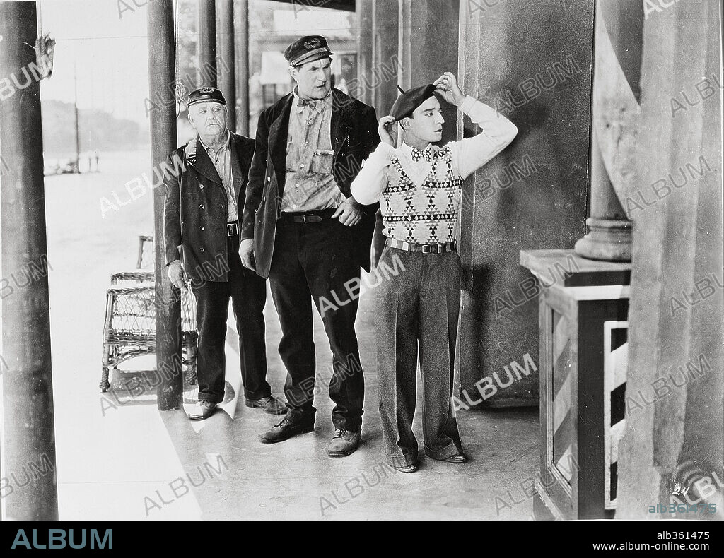 BUSTER KEATON and ERNEST TORRENCE in STEAMBOAT BILL JR., 1928, directed