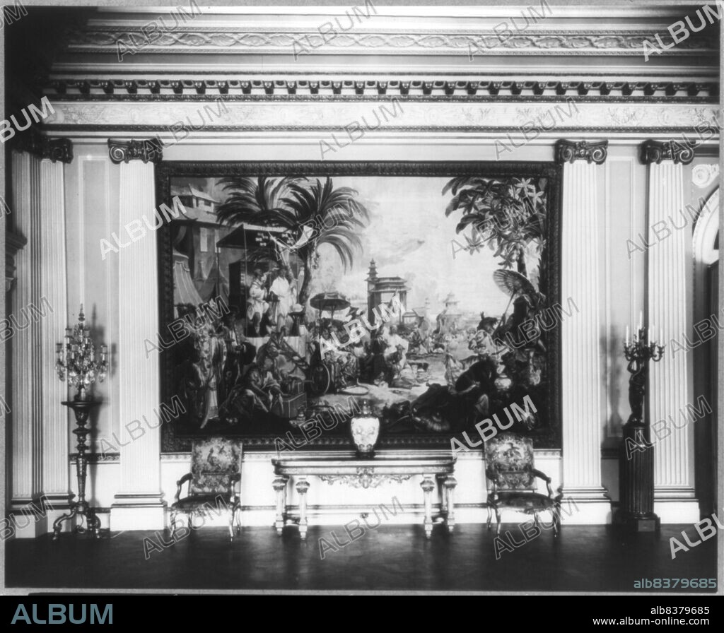FRANCES BENJAMIN JOHNSTON. Whitemarsh Hall, Edward Townsend Stotesbury house, Wyndmoor, Pennsylvania, 1922 or 1923. House architecture: Horace Trumbauer, completed 1922. Terrace Landscape: Jacques-Auguste-Henri Gre´ber.