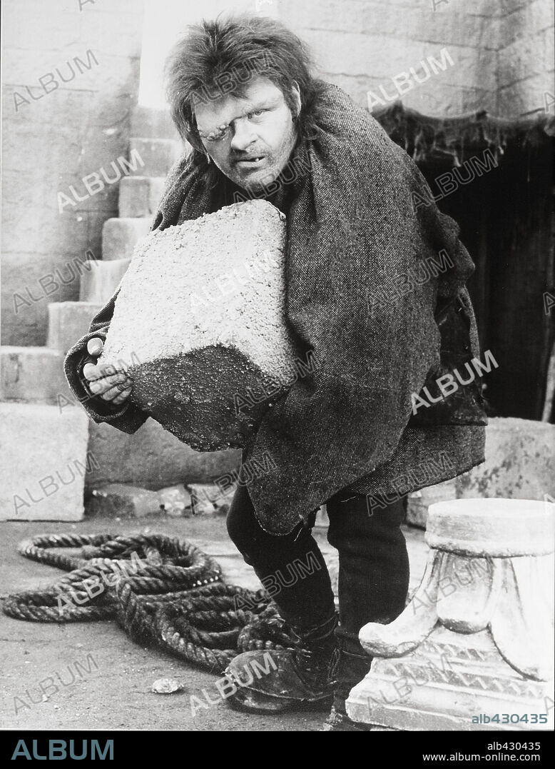 ANTHONY HOPKINS in THE HUNCHBACK OF NOTRE DAME, 1982, directed by ALAN HUME. Copyright COLUMBIA PICTURES TELEVISION.