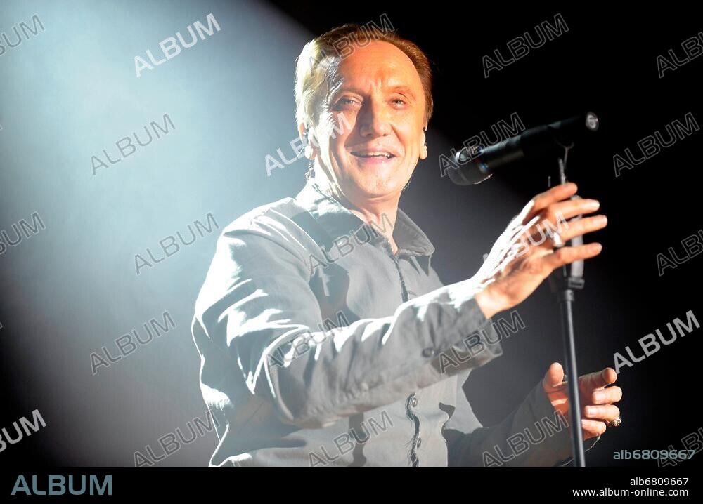 Marius Mueller-Westernhagen, auch nur Westernhagen - der deutsche Rock-Musiker und Schauspieler bei einem Konzert am 01.04.2014 in Hamburg, Grosse Freiheit 36. KEINE PERSOENLICHKEITSRECHTE VORHANDEN, NUR FUER REDAKTIONELLE VERWENDUNG, KEINE WERBUNG. KEINE WEITERGABE AN DRITTE.