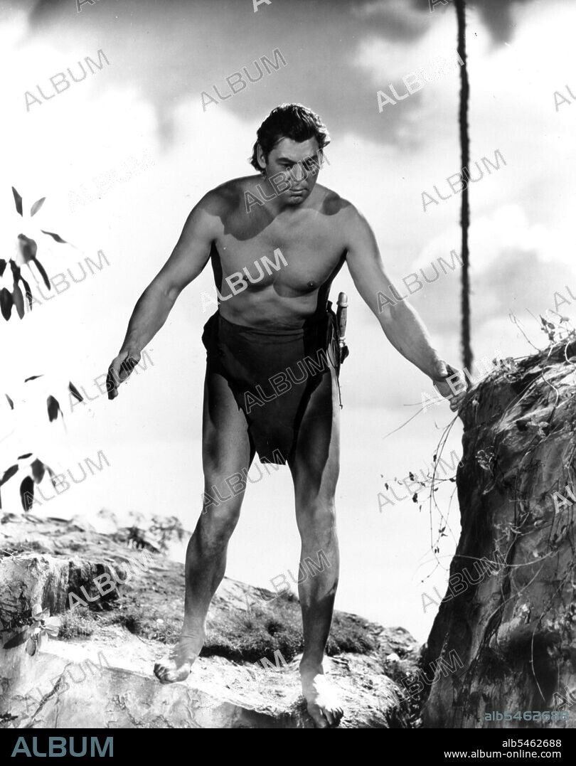 JOHNNY WEISSMULLER en TARZÁN EN NUEVA YORK, 1942 (TARZAN'S NEW YORK ADVENTURE), dirigida por RICHARD THORPE. Copyright M.G.M.