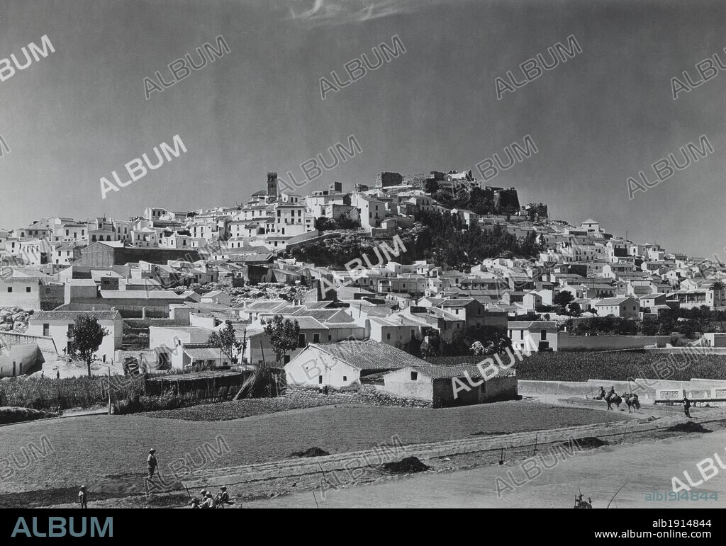España. Vista de Salobreña (Granada). Años 1950.
