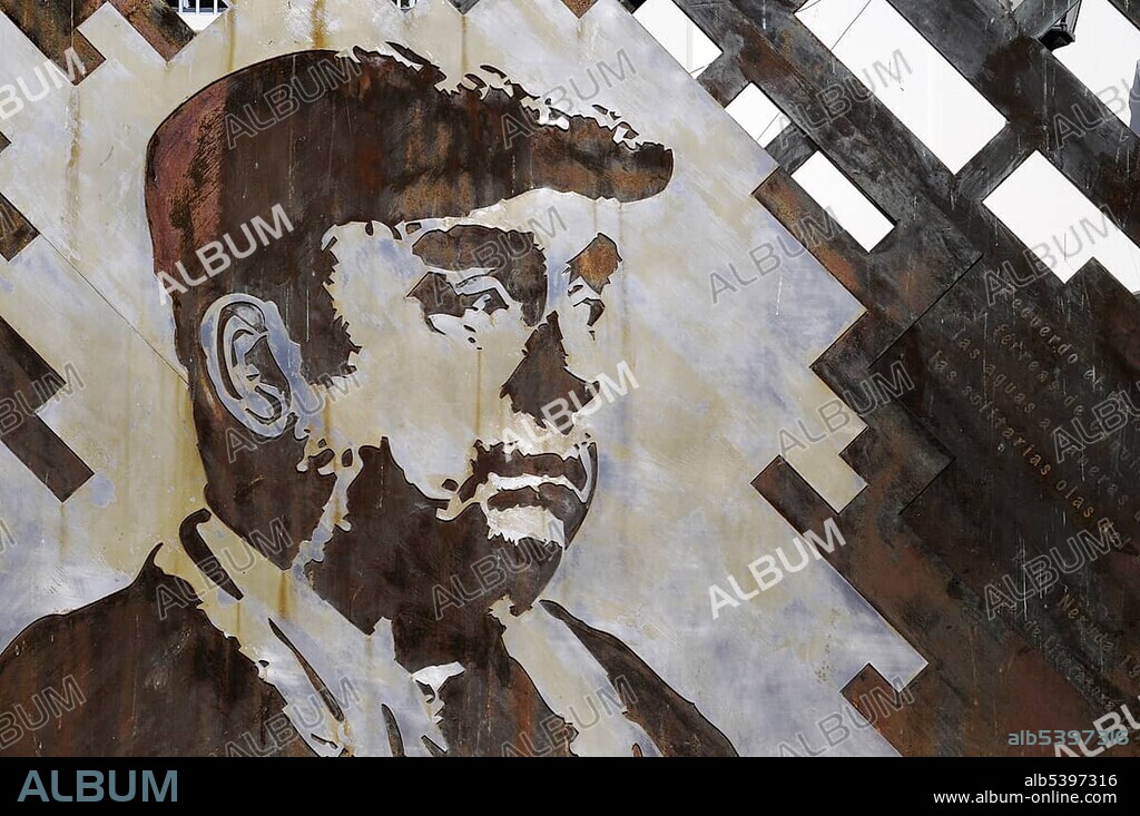 Pablo Neruda, writer, poet, Nobel laureate, metal, relief, sculpture, mural, Coquimbo, La Serena, Norte Chico, Northern Chile, Chile, South America