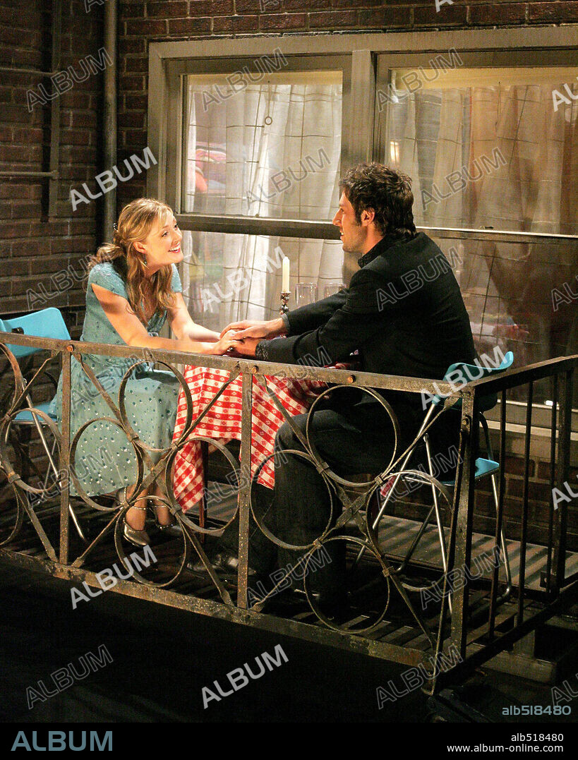 JENNIFER FINNIGAN and JOSH COOKE in COMMITTED, 2005 (COMMITTED-TV), directed by GARY HALVORSON. Copyright NBC.