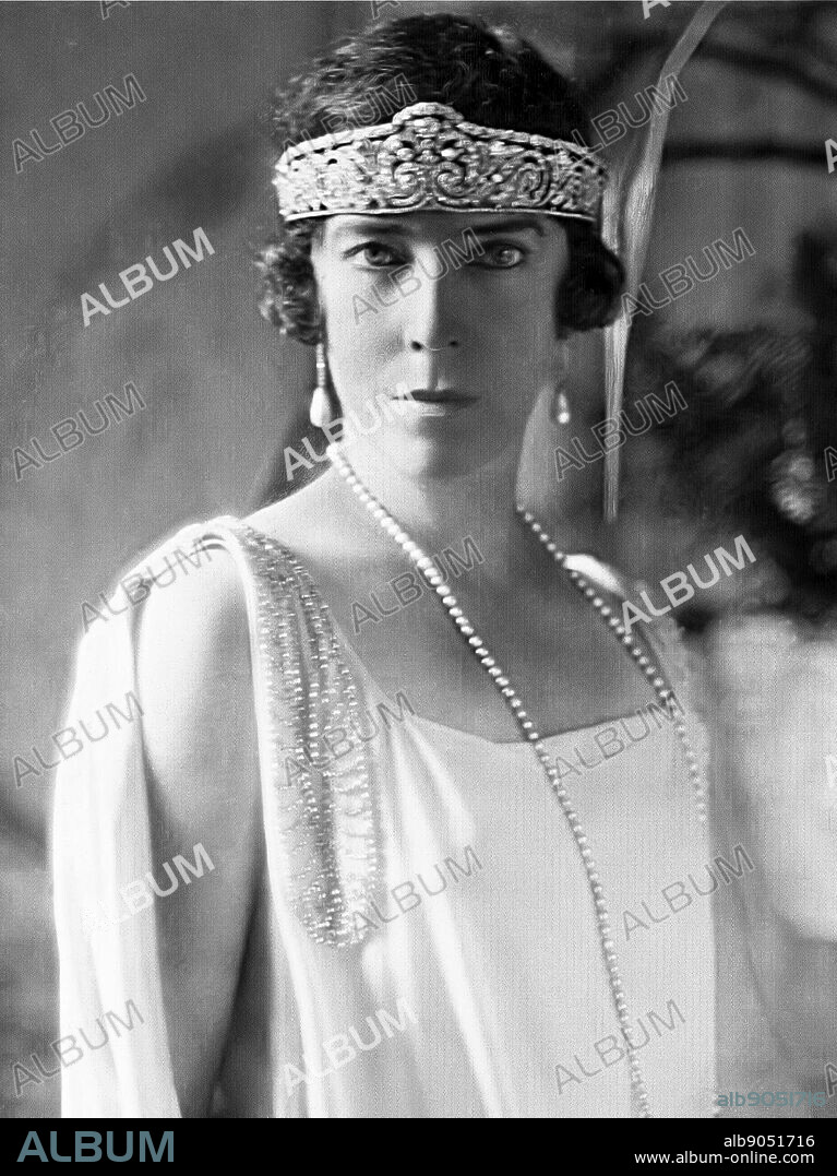 Elisabeth of Bavaria (born Elisabeth Gabriele Valérie Marie, Duchess in Bavaria) (25 July 1876 23 November 1965), was the queen consort of Albert I of Belgium and was the mother of Leopold III of Belgium.