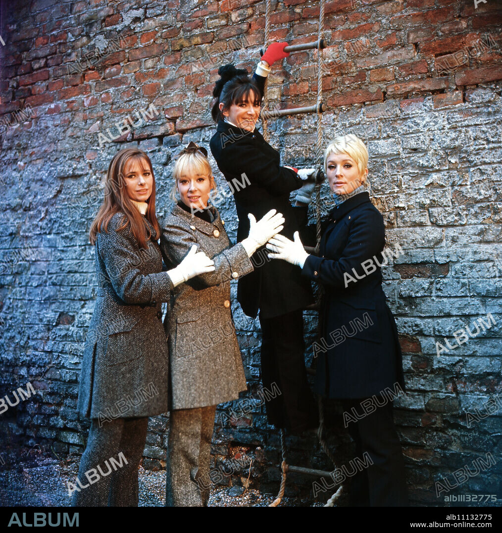 Playboy - Playgirl - Playtime, music film, Germany 1967, Director: Heinz Liesendahl, starring: French girl band "Les Parisiennes" (original german headline: Playboy - Playgirl - Playtime).