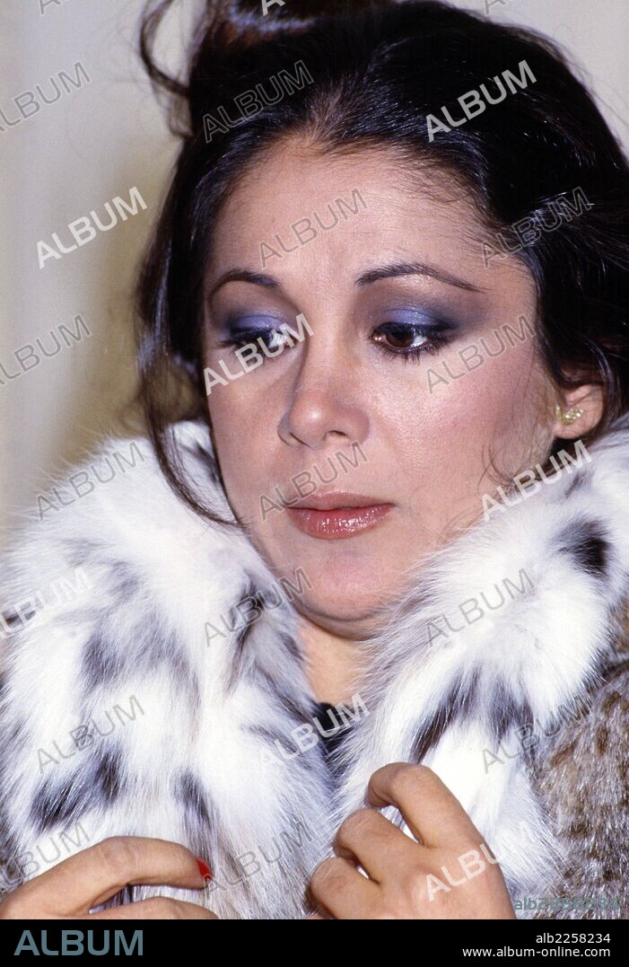 LA CANTANTE ISABEL PANTOJA DURANTE UN ACTO PUBLICO.