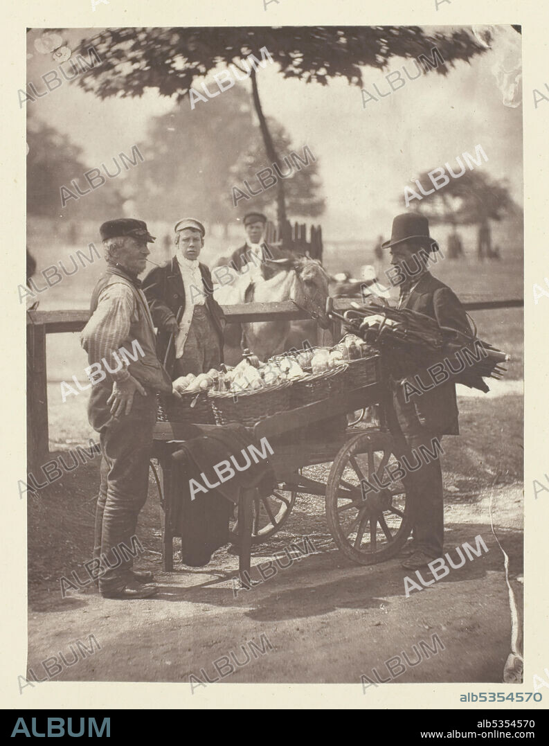 JOHN THOMSON. Mush-Fakers and Ginger-Beer Makers, 1881. A work made of woodburytype, plate 12 in the book "street incidents" (1881).