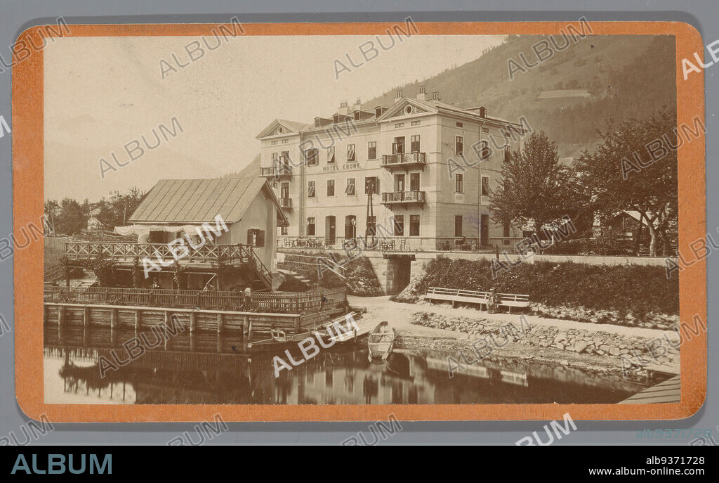 Hotel Krone in Zell am See, Hotel Krone, Zell am See (title on object), Josef Schwaiger (mentioned on object), Zell am See, 1876 - 1912, paper, cardboard, albumen print, height 60 mm × width 105 mm.