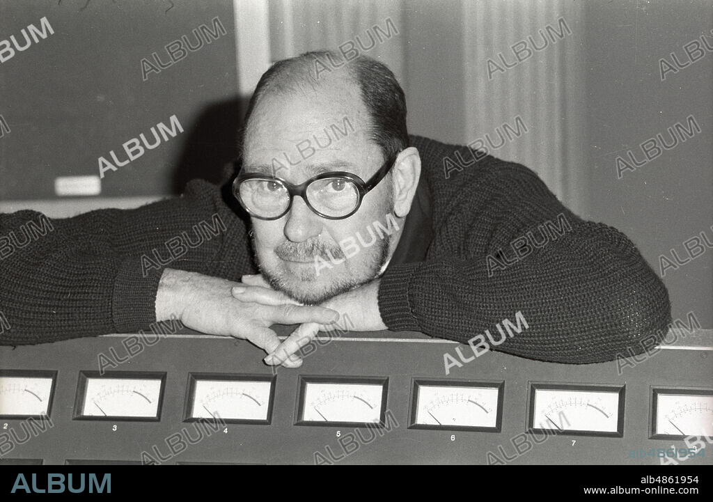 BRIAN O'CONNOR. Johnny Mercer, Pye Studios, London, 1974.