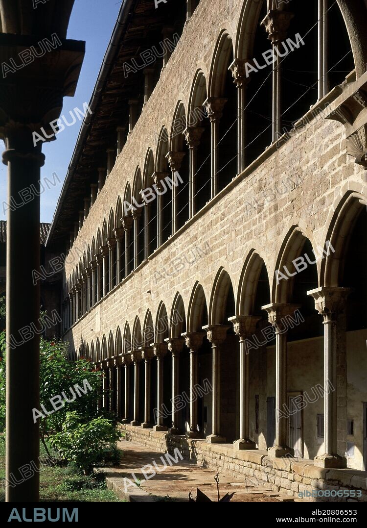 ARQUERIA GOTICA DEL CLAUSTRO DE MONASTERIO DE PEDRALBES - SIGLO XIV.