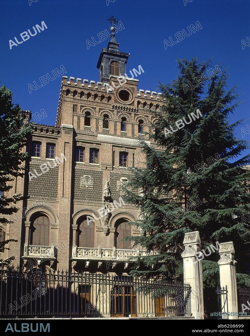 SEMINARIO CONCILIAR MADRID SITUADO EN LA CALLE SAN BUENAVENTURA NUMERO 9 FUE INAUGURADA EN 1906.