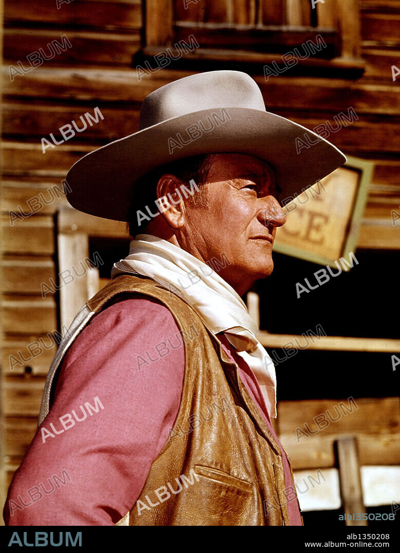 JOHN WAYNE in CHISUM, 1970, directed by ANDREW V. MCLAGLEN. Copyright WARNER/BATJAC.
