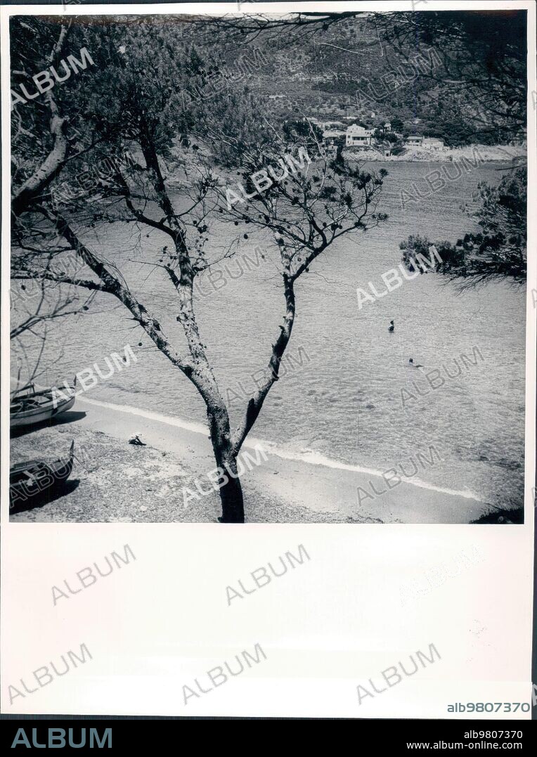 1950. Costa brava de Gerona. Playa de Aiguablava, bahía de Aiguablava y Fornekls.