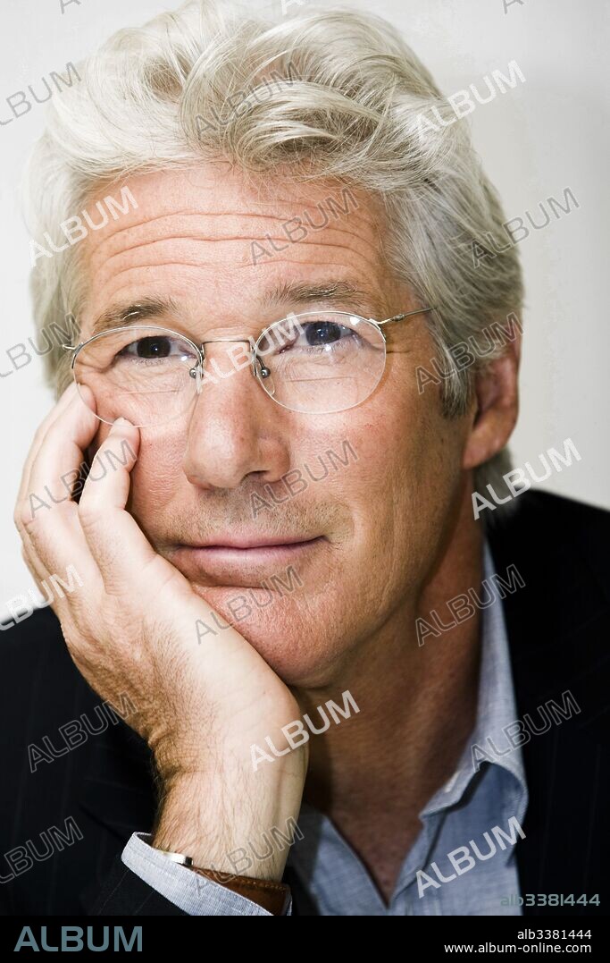 RICHARD GERE. September 13, 2008 - Los Angeles, California, U.S. - RICHARD GERE promotes 'Nights in Rodanthe.' Richard Tiffany Gere (born August 31, 1949) is an American actor and humanitarian activist. He began acting in the 1970s, playing a supporting role in Looking for Mr. Goodbar and a starring role in Days of Heaven. He came to prominence in 1980 for his role in the film American Gigolo, which established him as a leading man and a sex symbol. He went on to star in several hit films, including An Officer and a Gentleman, Pretty Woman, Primal Fear, Runaway Bride, Arbitrage and Chicago, for which he won a Golden Globe Award for Best Actor and a Screen Actors Guild Award for part of the Best Cast. Three Christs (2018), The Dinner (2017), Norman (2016. 13/09/2008