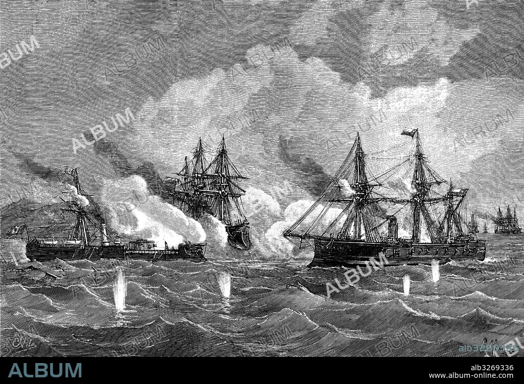 Sudamérica. Guerra del Pacífico entre Chile y los aliados Perú y Bolivia. Combate naval de Angamos; el buque de la marina de guerra peruana Huáscar capturado por los buques chilenos Blanco Encalada y Cochrane, en aguas de Mejillones, el 8 de octubre de 1879. Grabado de 1879.