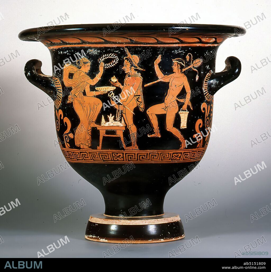 Brooklyn-Budapest Painter, Bell Crater (Caricature of Hermes), Clay, quickly turned, painted (ceramic), alternately fired, Clay, Total: Height: 35.7 cm; Diameter: 38.2 cm; Base diameter: 17.2 cm, Ceramics, Festivities, History of Mercury (Hermes), Late Classicism (Greek Antiquity), Due to its shape, this vessel is called a bell crater. It was used to mix wine and water and was used at the symposium, a ritualized drinking feast of distinguished men. Unusual and unique is the scene on side A: In the center is a male figure turned to the left, whose attributes - Kerykeion (messenger's staff) in the left hand, Petasos (travel hat) and boots - identify it as the god Hermes. In his right hand Hermes holds a pomegranate. Around the shoulders is a small coat. The Petasos, which is otherwise drawn deep into the forehead, is pushed backwards. The facial features with a pointed nose, wide open eyes and a distorted, curved eyebrow, the posture with a bulging belly, spiky thin legs and an oversized phallus with a wreath hanging from it, are distorted into the grotesque. Opposite him stands a woman in a long chiton and a bloated cloak. She has lifted her left leg and almost seems to place it on a table standing between her and Hermes, on which pyramis cake, two loaves of bread (?) and other food are lying. In her left hand she holds a donation bowl, with her raised right hand she holds a wreath out to Hermes. A naked satyr approaches dancing from the right. In his left hand he carries a situla (bucket), on his right shoulder is a large thyrsos staff, a sign of the wine god Dionysus and his retinue, laid down with two vines. The hair is bound with a bandage. Why is Hermes a caricature of himself? Is it about satyr and maenad who fool Hermes? The exhilaratingly hurried satyr seems to be the solution to the riddle, because he refers the scene's exuberant, erotically charged sphere into a Dionysian context - obviously much to Hermes' displeasure. This may well be understood as a refe.