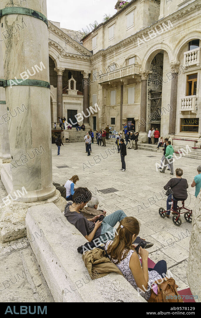 templo de Jupiter, Palacio Diocleciano, Split, Croacia.