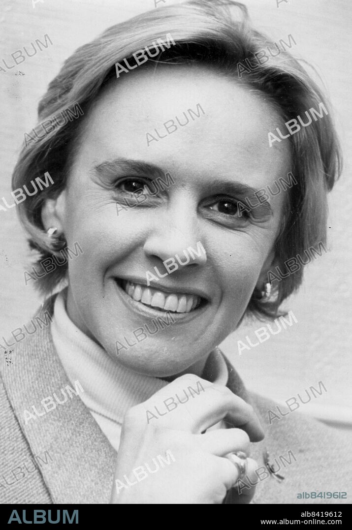 Göteborg 1964-10-04. Sångerskan Kerstin Meyer *** Local Caption *** GP. KAMERAREPORTAGE.