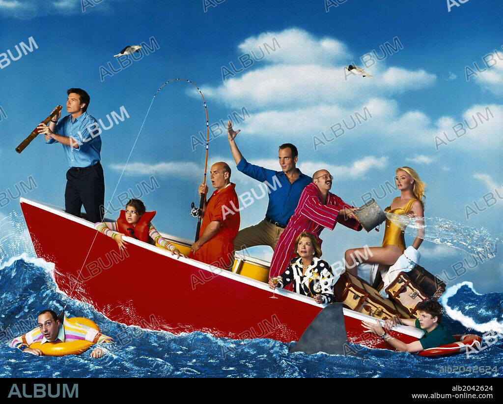 ALIA SHAWKAT, DAVID CROSS, JASON BATEMAN, JEFFREY TAMBOR, JESSICA WALTER, MICHAEL CERA, PORTIA DE ROSSI, TONY HALE und WILL ARNETT in ARRESTED DEVELOPMENT, 2003, unter der Regie von PAUL FEIG. Copyright FOX.
