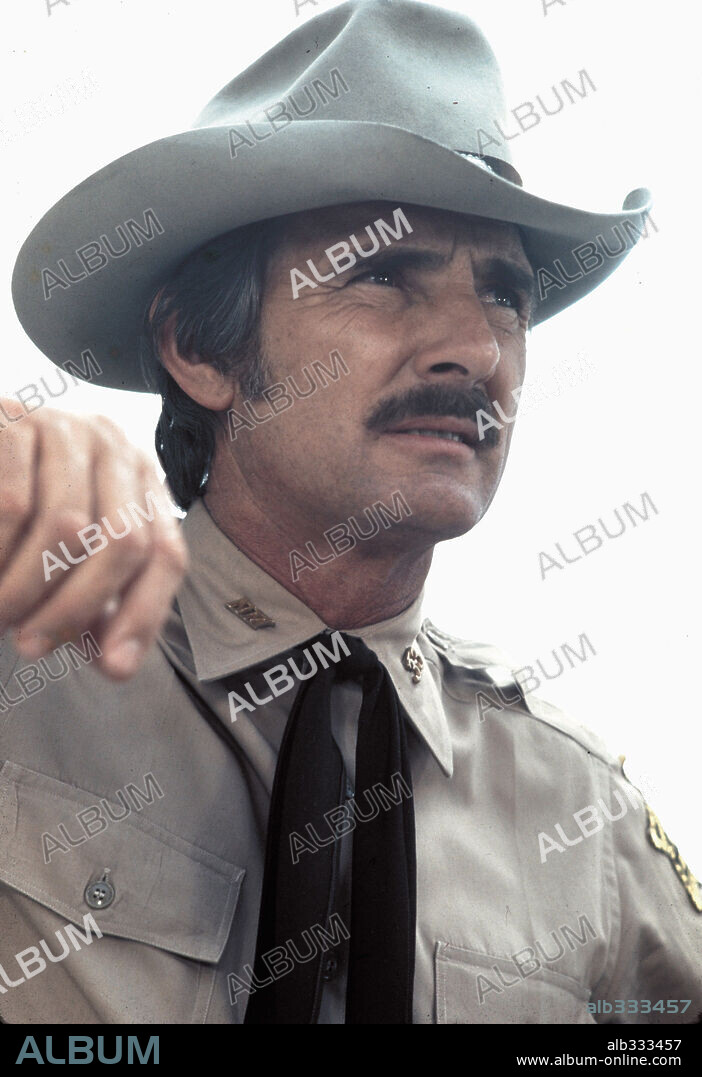 DENNIS WEAVER in MCCLOUD-TV, 1970. Copyright UNIVERSAL TV.