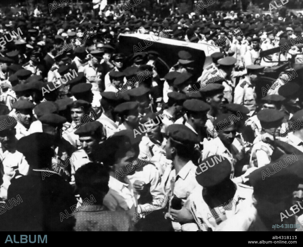 Funeral of Gamal Abdel Nasser (1918 - 1970), President of Egypt, serving from 1956 until his death in 1970. Nasser led the 1952 overthrow of the monarchy and introduced far-reaching land reforms the following year.
