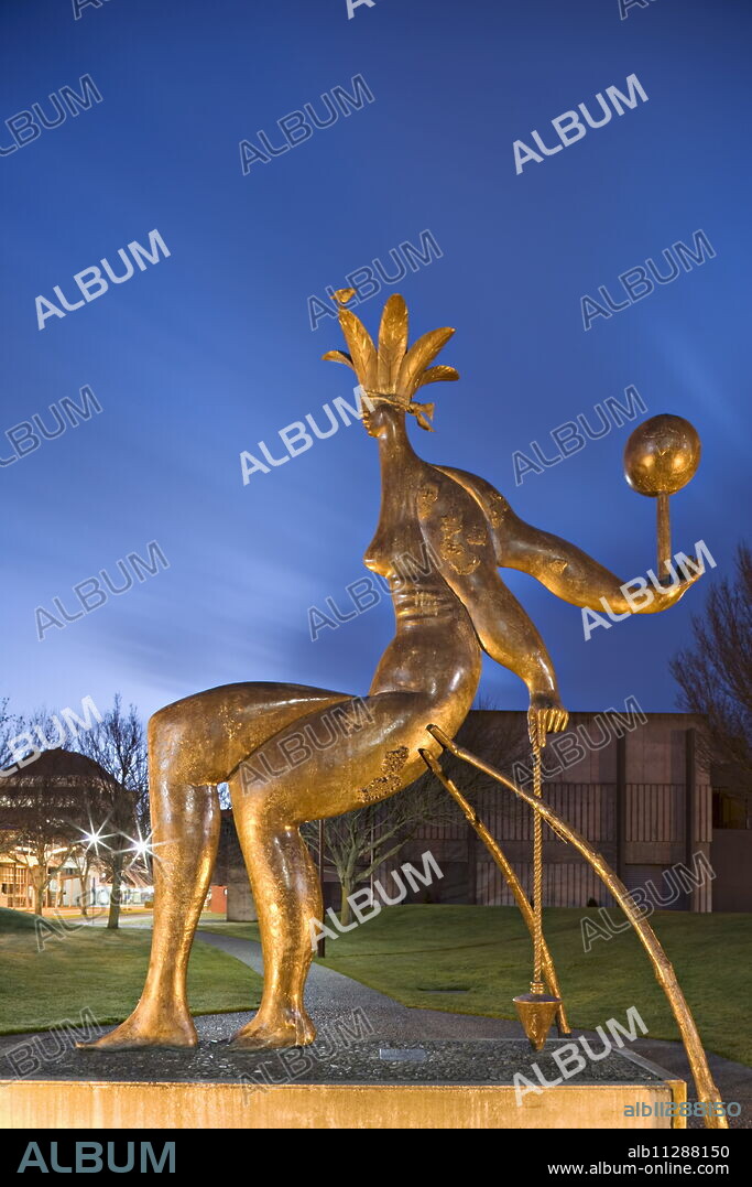 Sculpture outside Te Manawa, the Science Centre and Manawatu Museum, Palmerston North, Manawatu, North Island, New Zealand, Pacific.