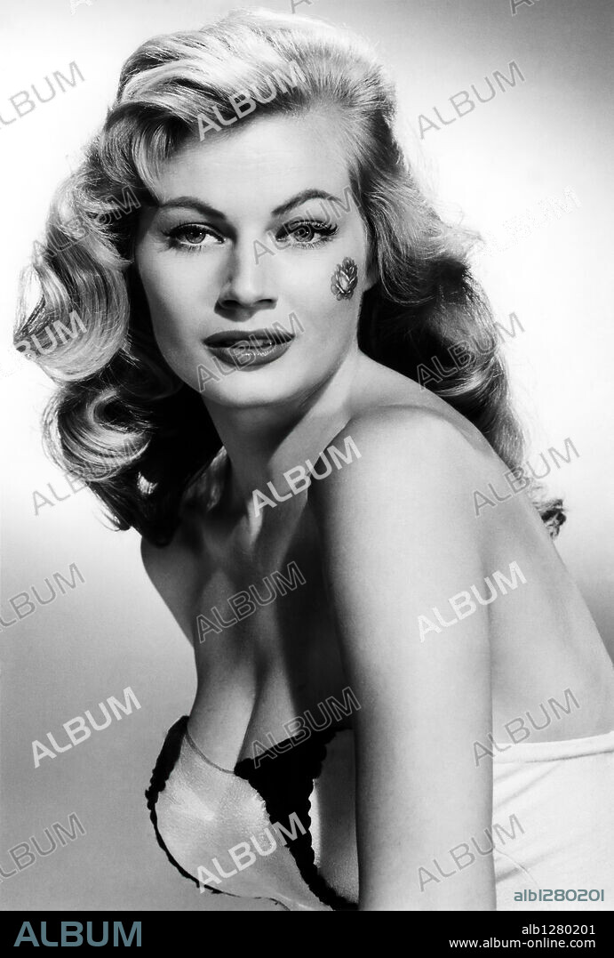 ANITA EKBERG dans ARTISTS AND MODELS, 1955, réalisé par FRANK TASHLIN. Copyright PARAMOUNT PICTURES.