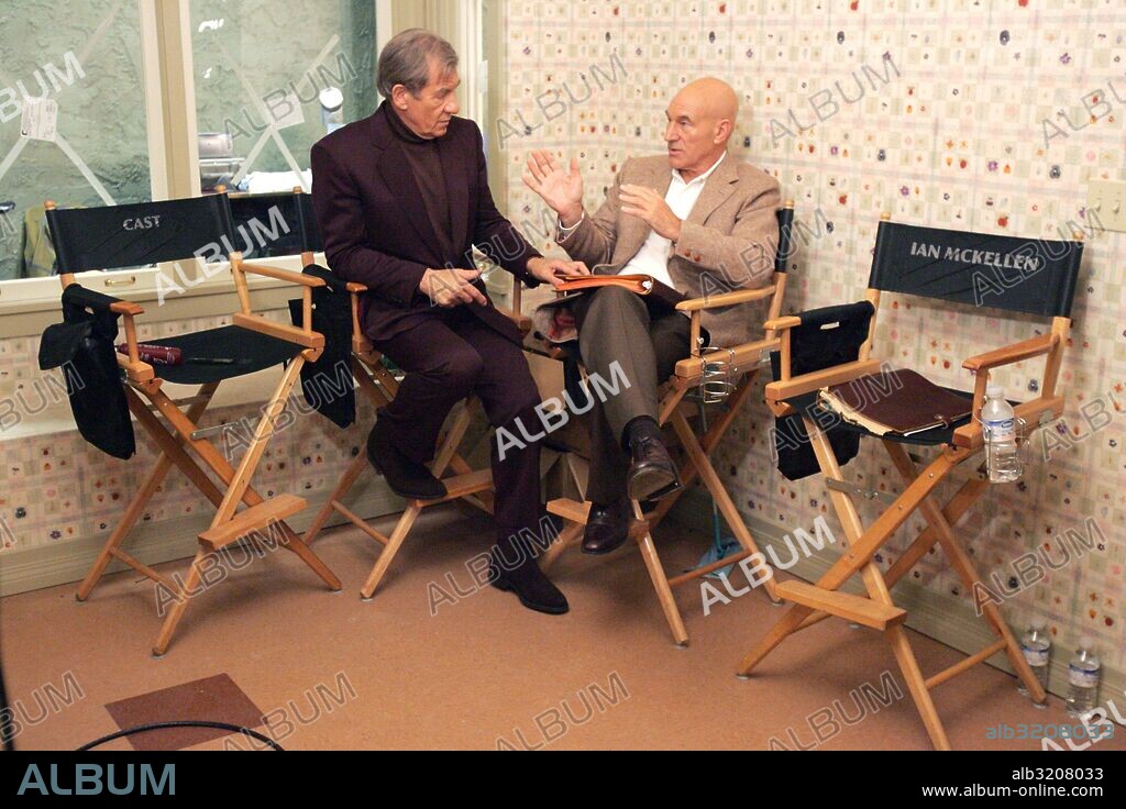 IAN McKELLEN and PATRICK STEWART in X-MEN: THE LAST STAND, 2006, directed by BRETT RATNER. Copyright 20TH CENTURY FOX. RELEASE DATE: May 26, 2006. MOVIE TITLE: X-Men: The Last Stand. STUDIO: 20th Century Fox. PLOT: When a cure is found to treat mutations, lines are drawn amongst the X-Men, led by Professor Charles Xavier, and the Brotherhood, a band of powerful mutants organized under Xavier's former ally, Magneto. PICTURED: PATRICK STEWART and IAN MCKELLEN.